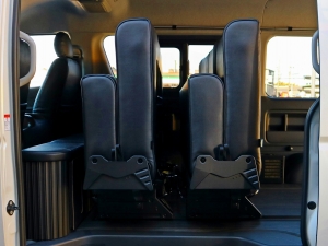ハイエースワゴン3列シート ロングスライドが人気のFD-BOX3